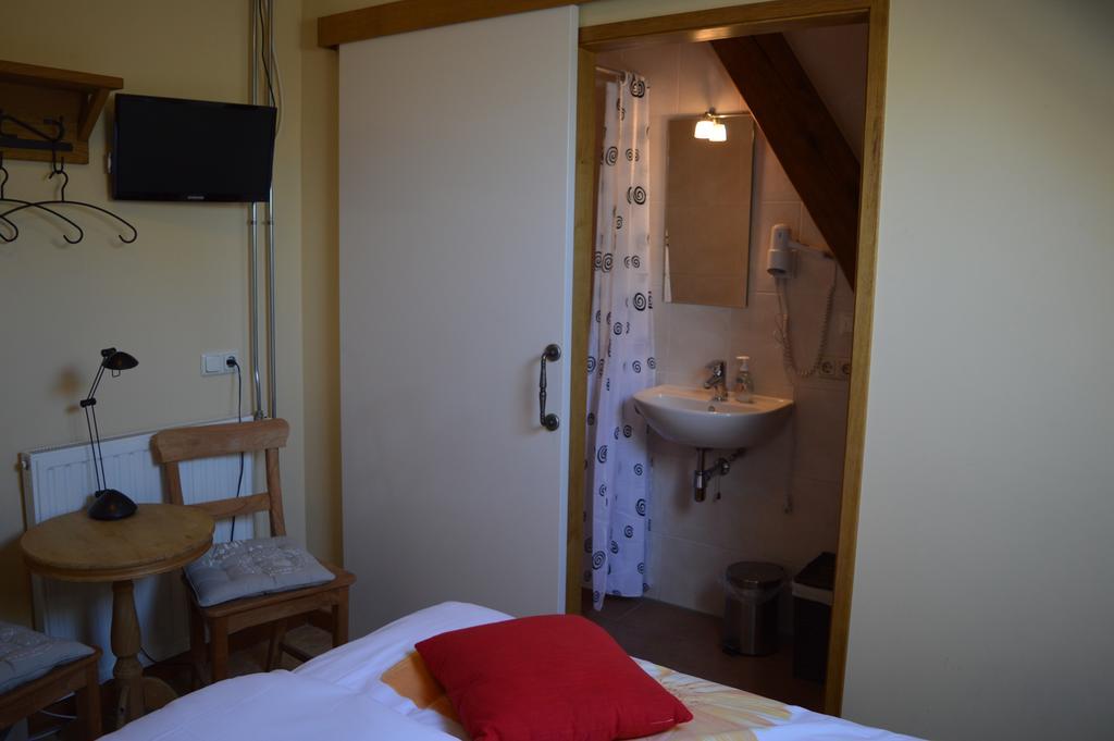 De Martiene Plats - Bed & Breakfast Merselo Szoba fotó
